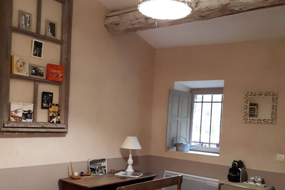 Photo of Bedroom in Lardiers