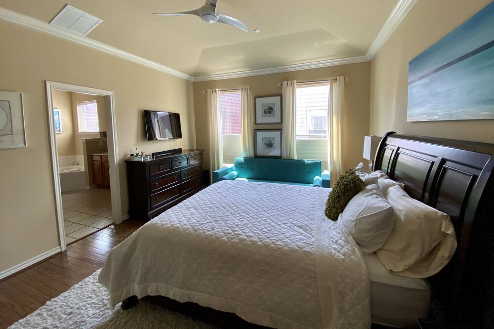 Photo of Bedroom in Knox - Henderson