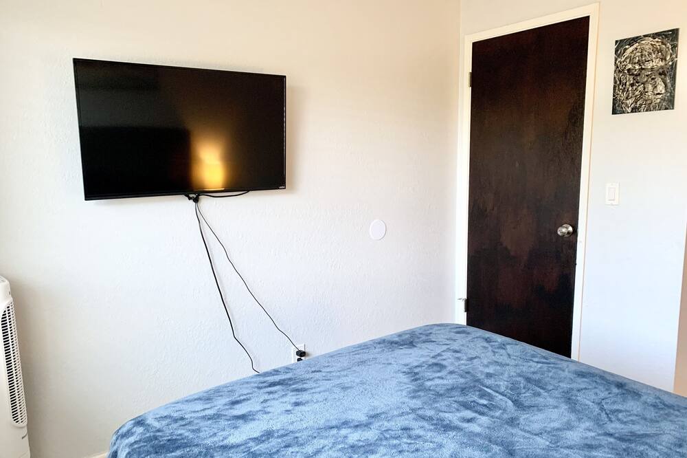 Photo of Bedroom in Vallejo