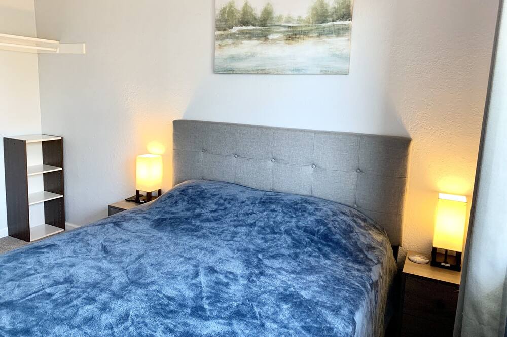 Photo of Bedroom in Vallejo