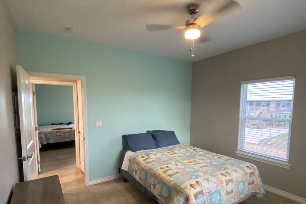Photo of Bedroom in Rockport