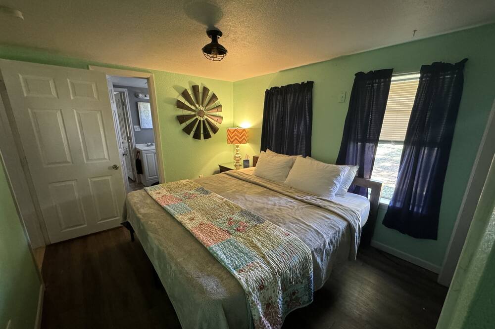 Photo of Bedroom in Silver Creek Village