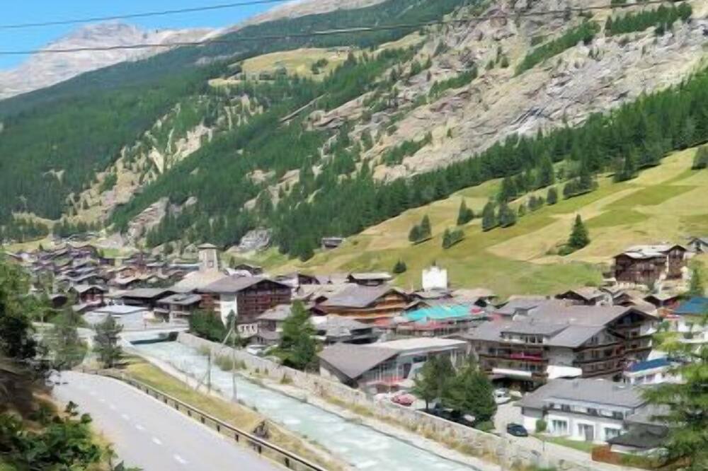 Photo of Others in Saas Grund