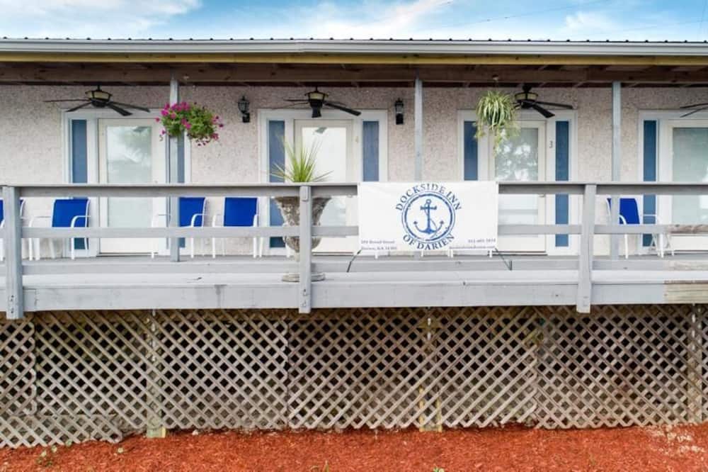 Photo of Outdoor in Darien