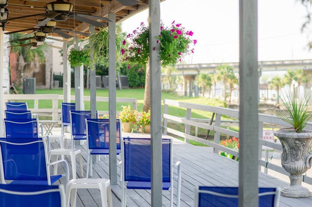 Photo of Patio Balcony in Darien