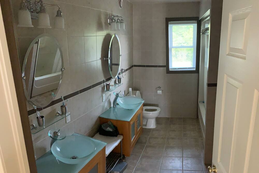 Photo of Bathroom in Bayfield
