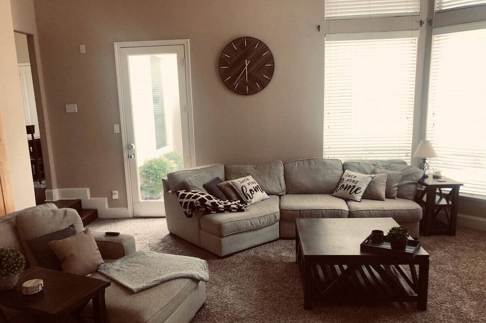 Photo of Outdoor in Garland