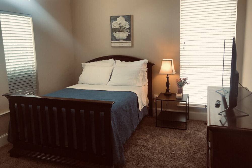 Photo of Bathroom in Garland