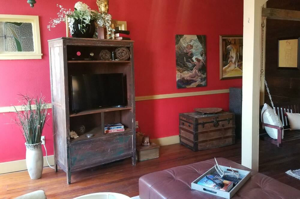 Photo of Livingroom in Clifton
