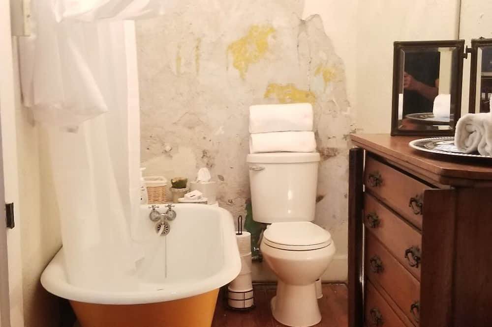 Photo of Bathroom in Clifton