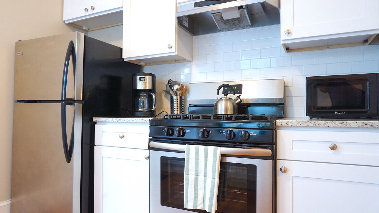 Photo of Kitchen in Off Broadway