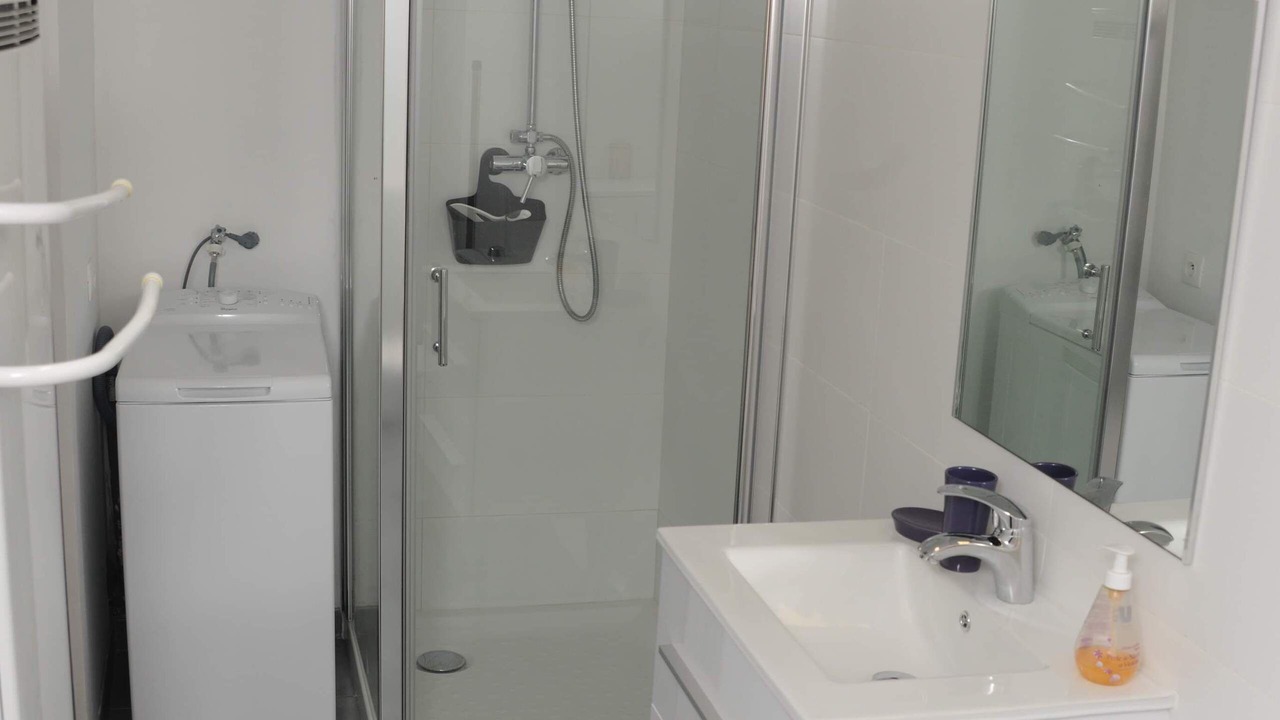 Photo of Bathroom in Tallard