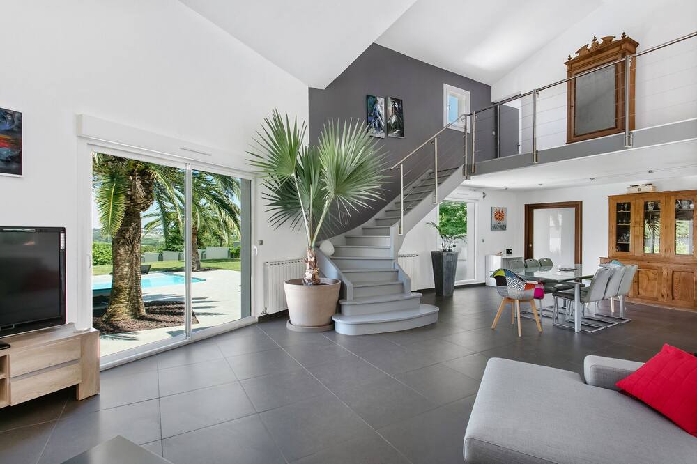 Photo of Livingroom in Combaillaux