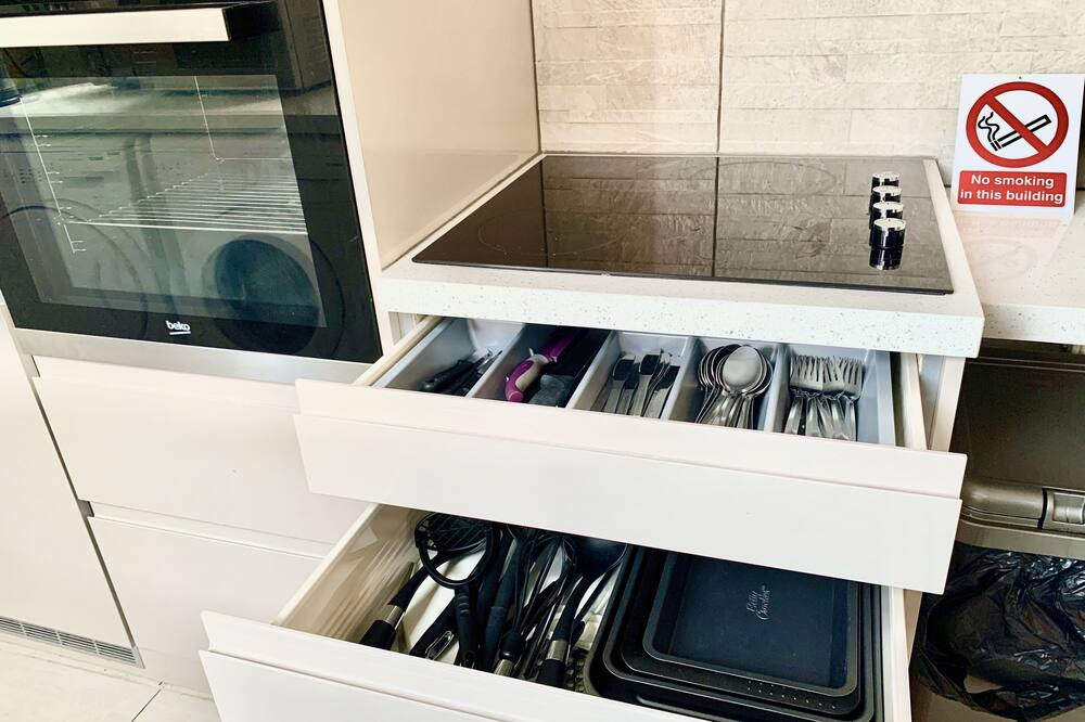 Photo of Kitchen in Gedling