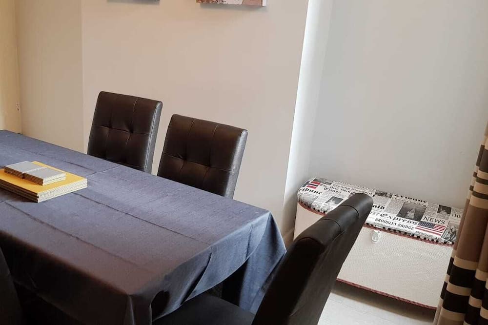 Photo of Kitchen in Gedling