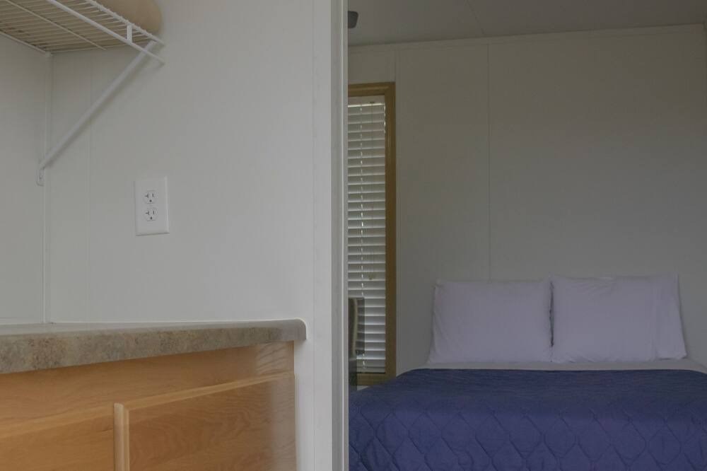 Photo of Bedroom in Thorntonville