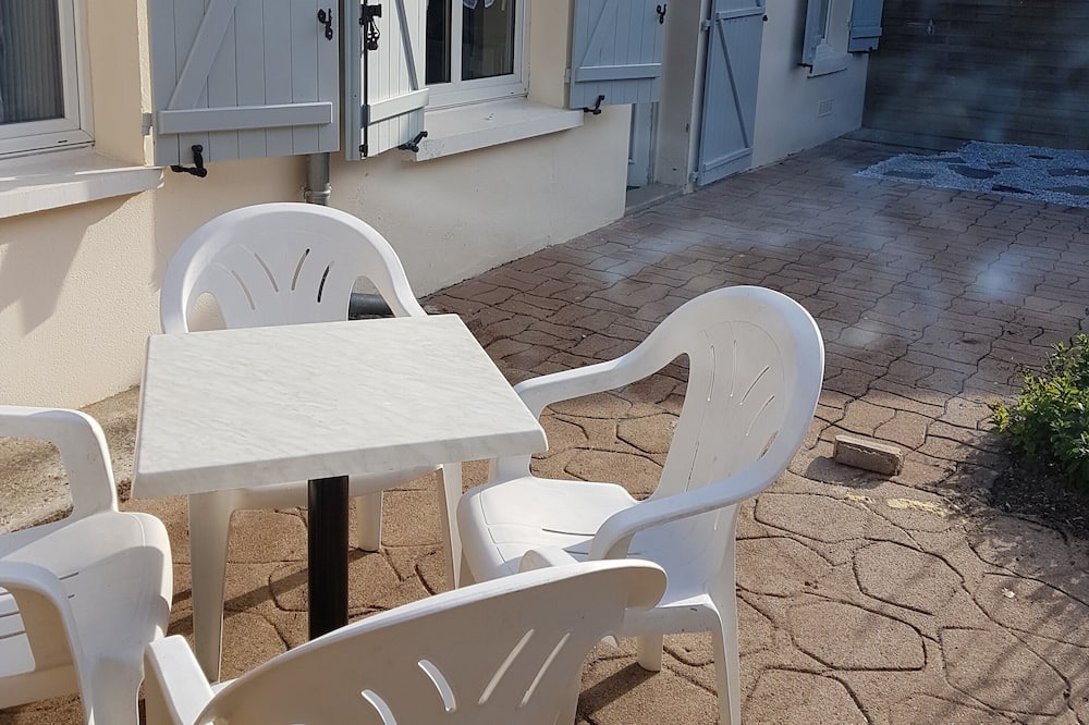 Photo of Patio Balcony in Mer