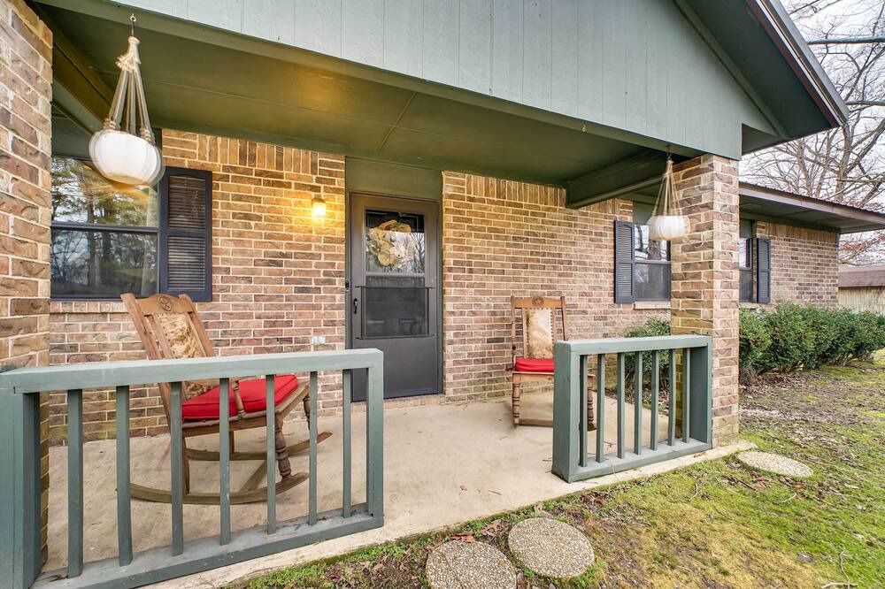Photo of Outdoor in Smithville