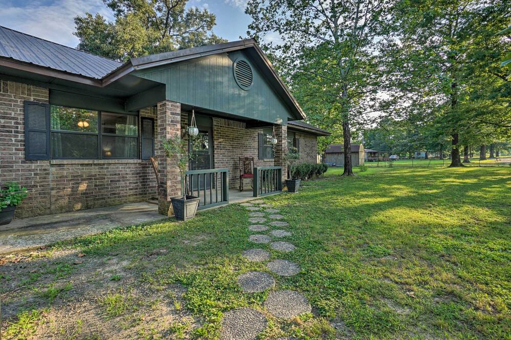 Photo of Outdoor in Smithville