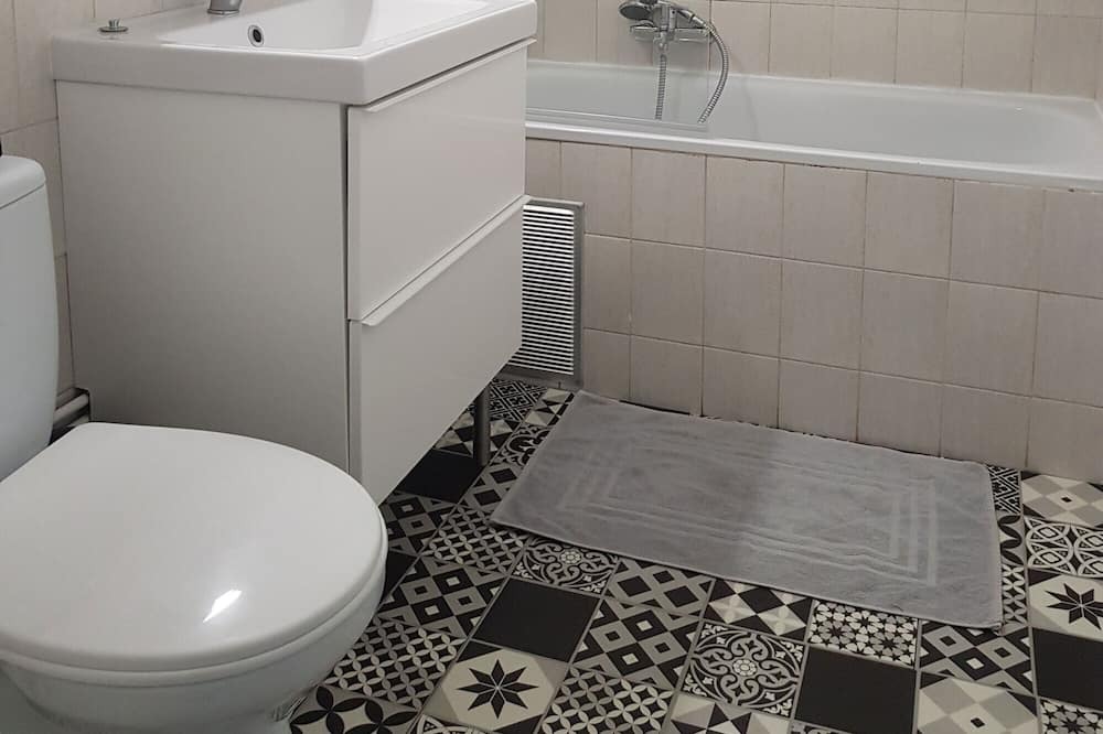 Photo of Bathroom in Moret-sur-Loing