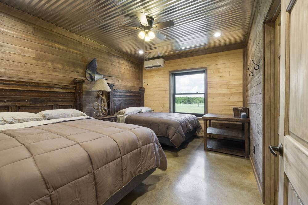 Photo of Bedroom in Dale