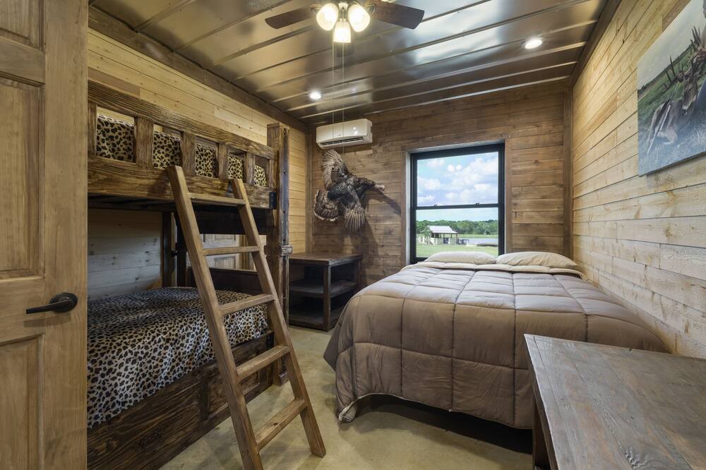Photo of Bedroom in Dale