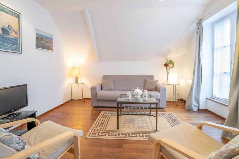 Photo of Livingroom in Intra Muros
