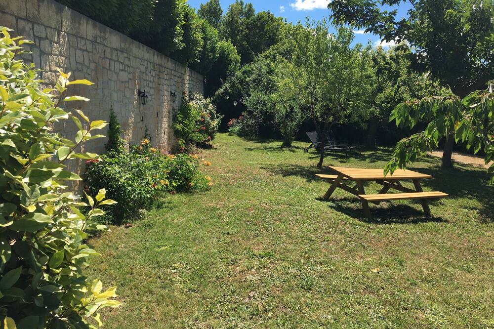 Photo of Outdoor in Saint-Sauveur-de-Cruzieres