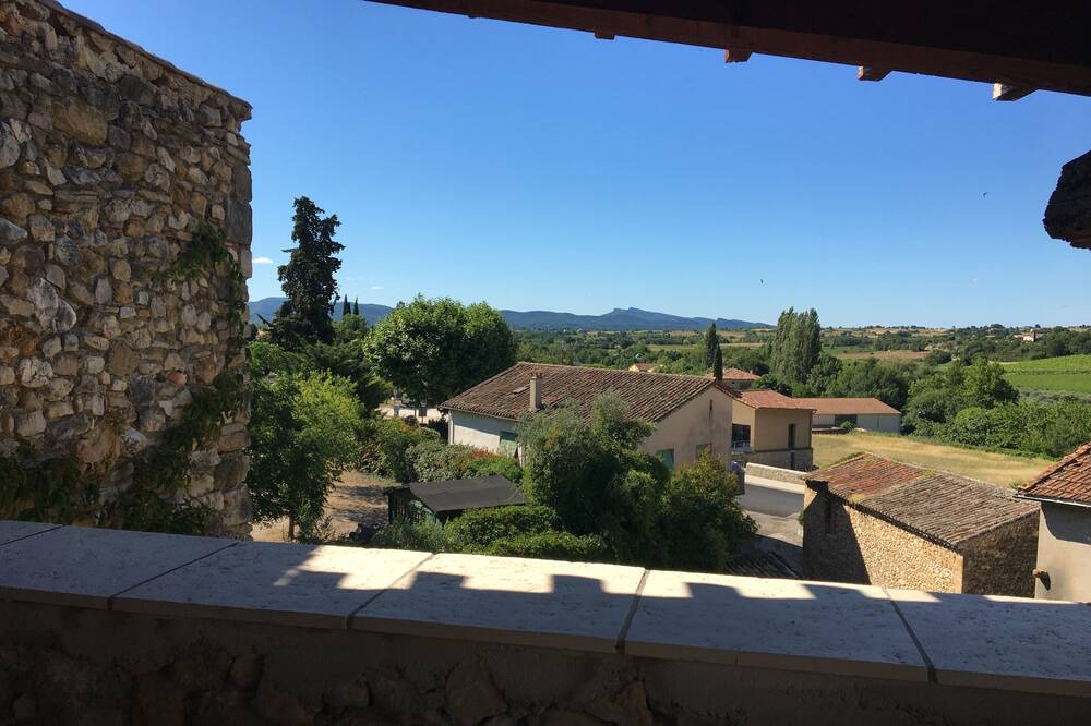 Photo of Patio Balcony in Saint-Sauveur-de-Cruzieres