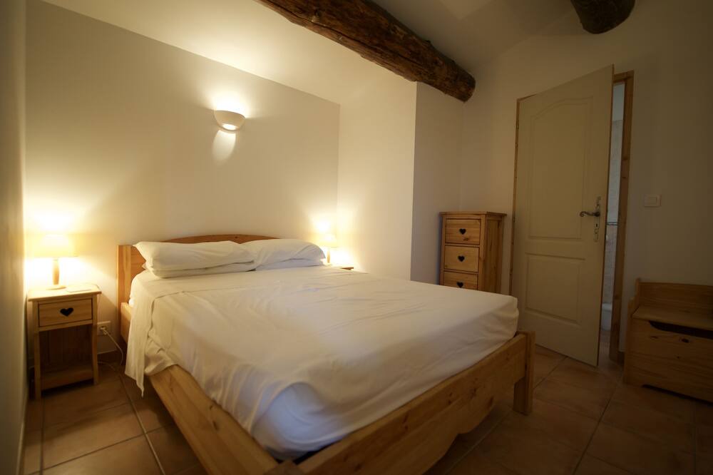 Photo of Bedroom in Saint-Sauveur-de-Cruzieres