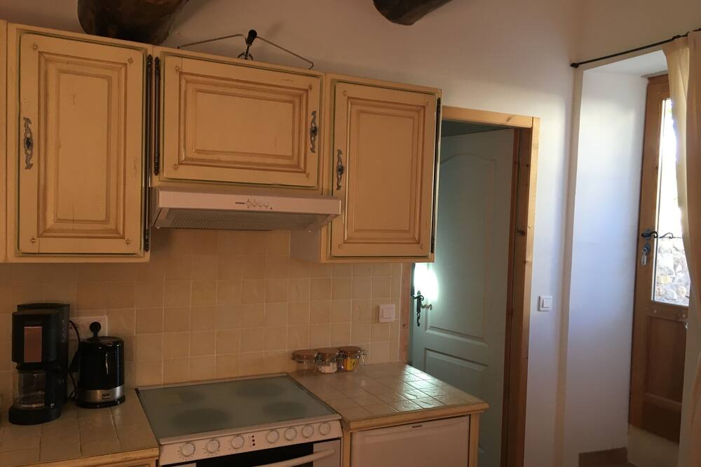 Photo of Kitchen in Saint-Sauveur-de-Cruzieres