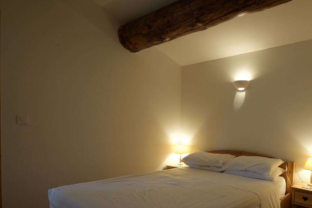 Photo of Bedroom in Saint-Sauveur-de-Cruzieres