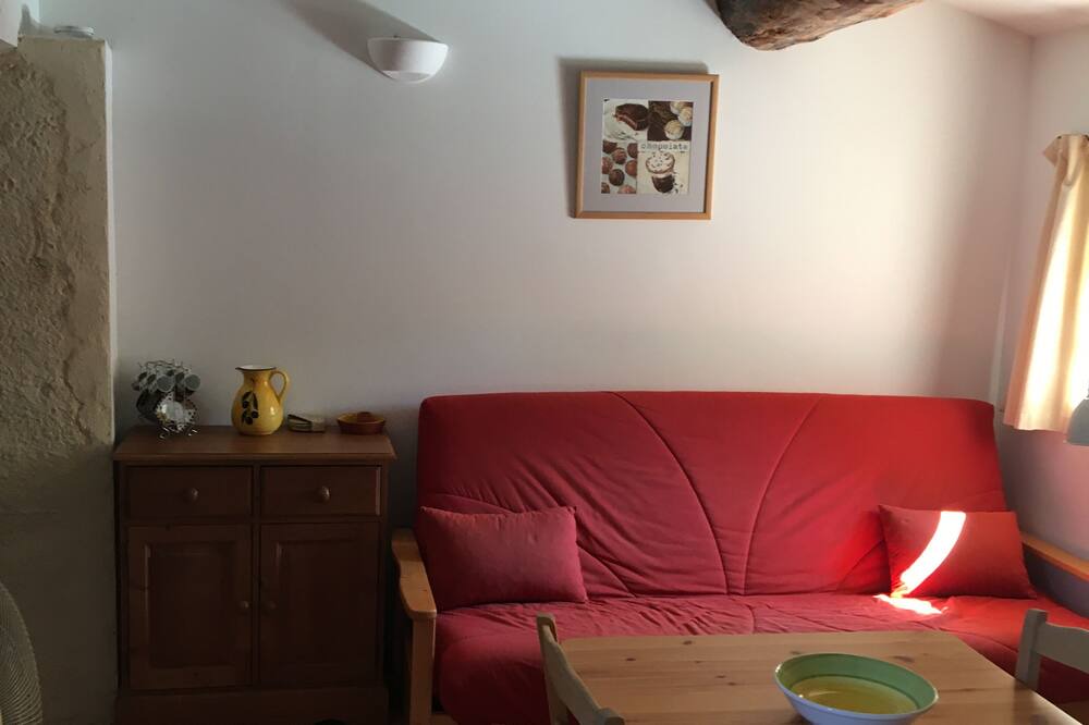 Photo of Livingroom in Saint-Sauveur-de-Cruzieres