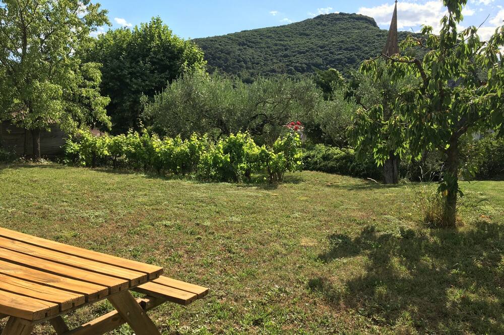 Photo of Outdoor in Saint-Sauveur-de-Cruzieres