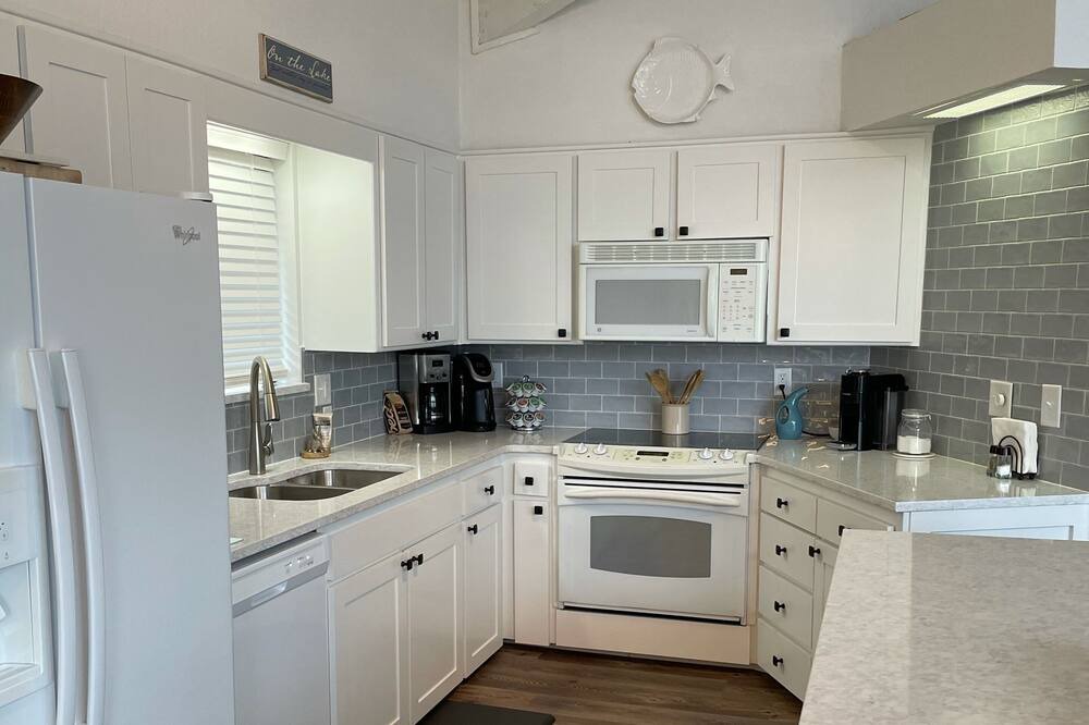 Photo of Kitchen in Hoyt