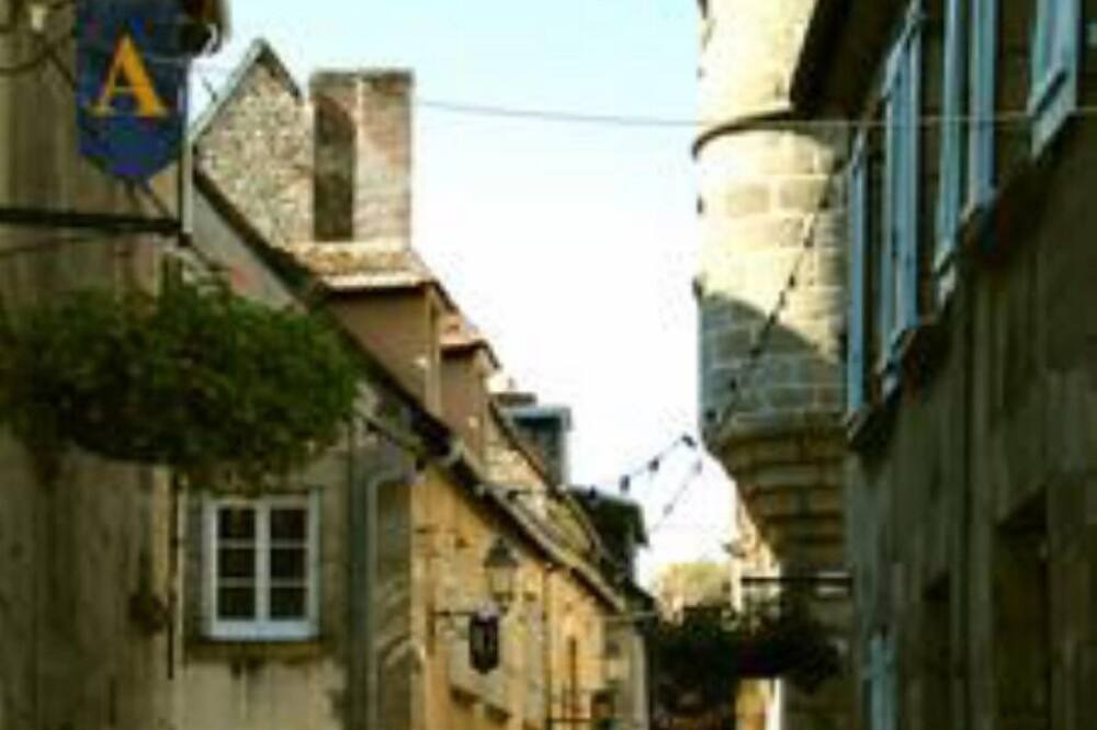 Photo of Outdoor in Crocq