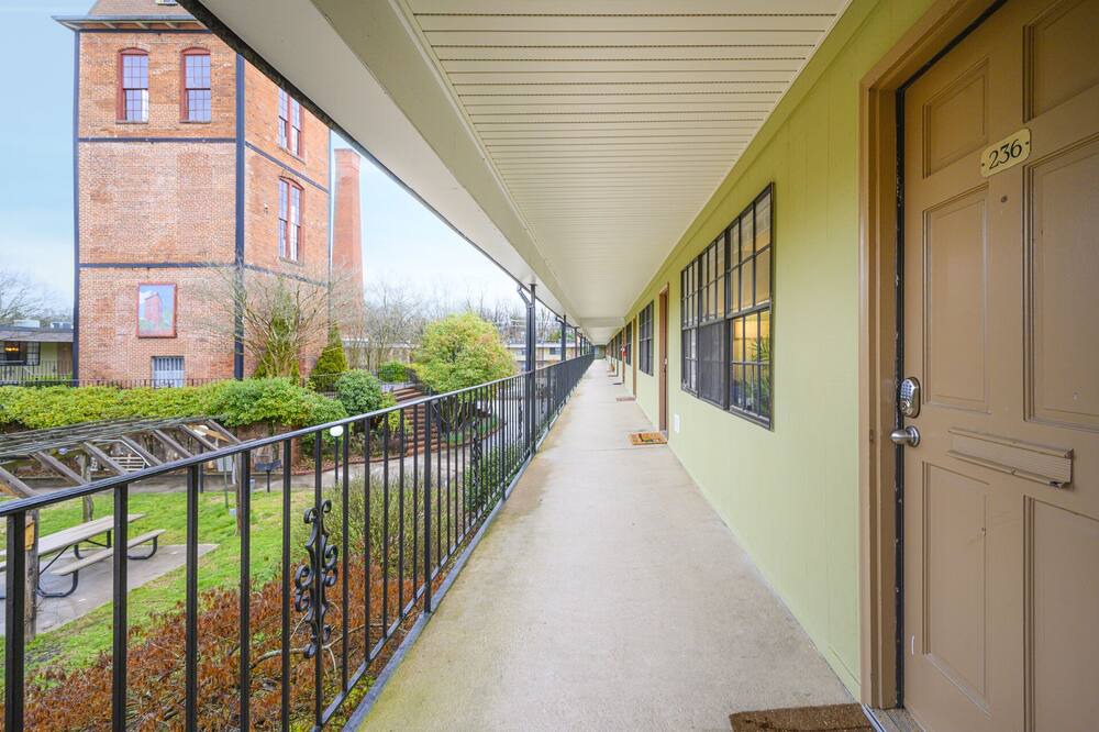 Photo of Outdoor in Downtown