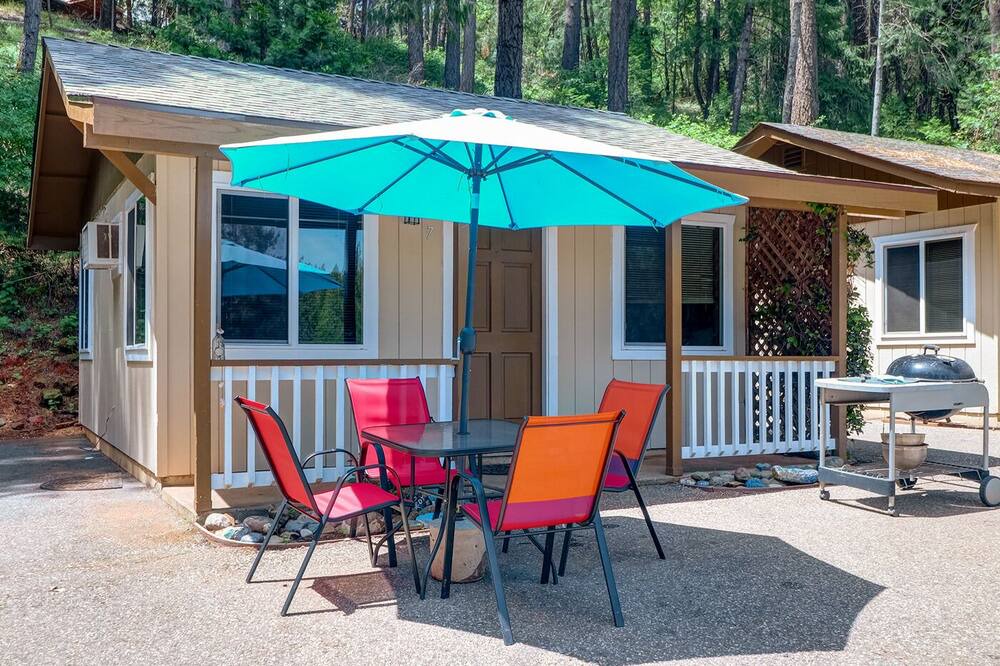 Photo of Outdoor in Cedar Ridge