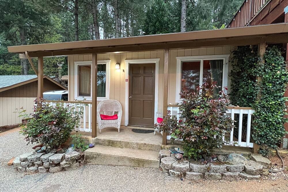 Photo of Outdoor in Cedar Ridge