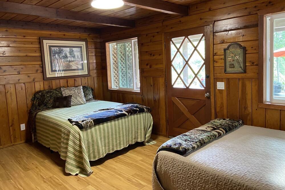 Photo of Bedroom in Chicago Park