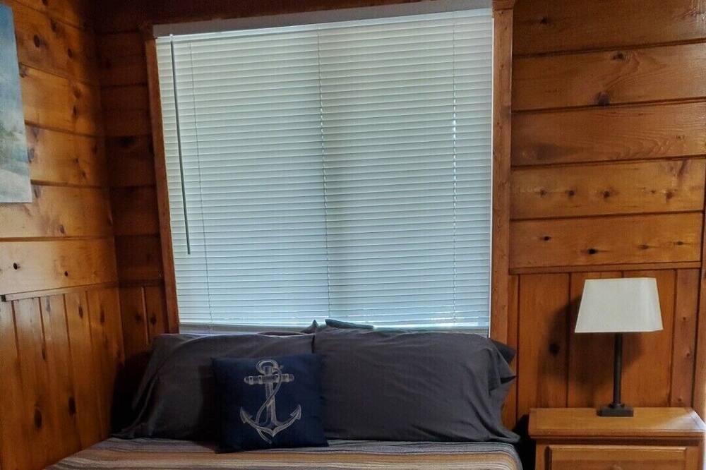 Photo of Bedroom in Cedar Ridge