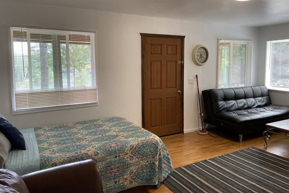Photo of Bedroom in Cedar Ridge