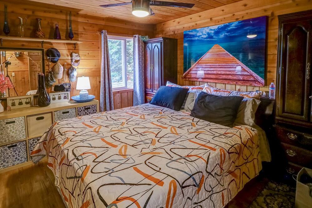 Photo of Bedroom in Cedar Ridge