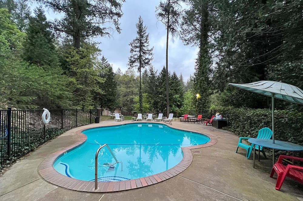 Photo of Outdoor in Cedar Ridge