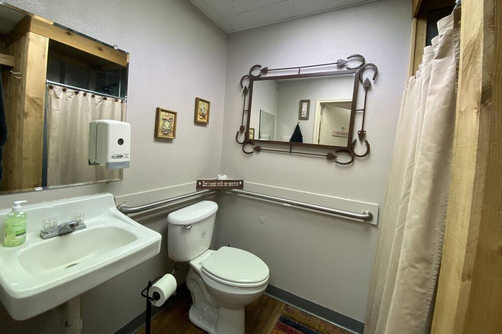 Photo of Bathroom in Bandera
