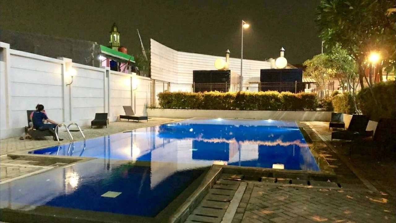Photo of Patio Balcony in Kelapa Gading Timur