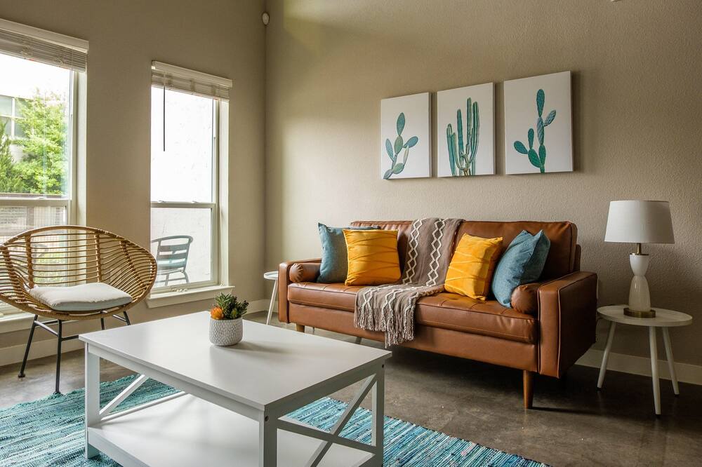 Photo of Livingroom in Fort Worth Cultural District