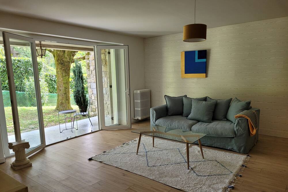 Photo of Livingroom in Castres