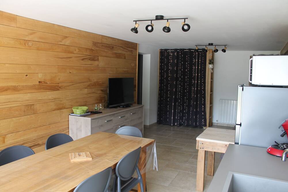 Photo of Livingroom in Malons-et-Elze