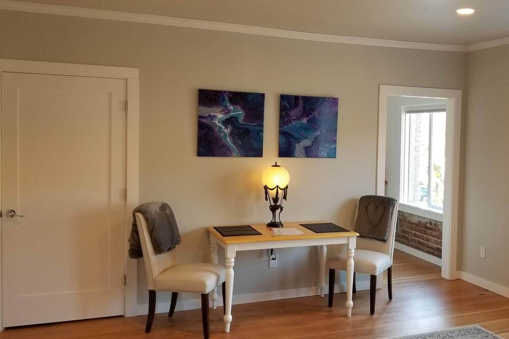 Photo of Bedroom in Centralia